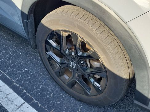 Used 2024 Honda HR-V Sport image 8