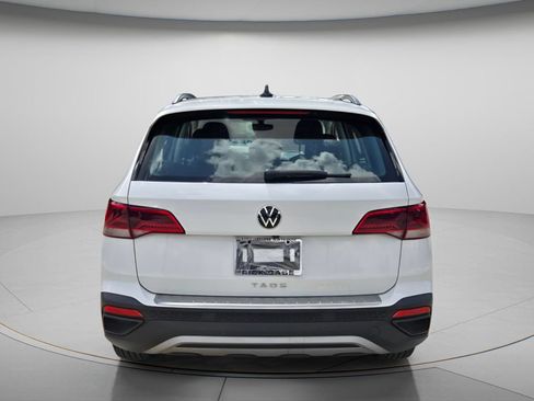 Certified 2023 Volkswagen Taos S FWD image 5