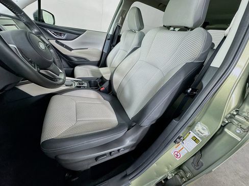 Used 2019 Subaru Forester Premium AWD/4WD image 25