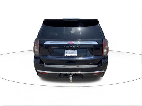 Used 2022 Chevrolet Tahoe LT w/ LT Signature Package RWD image 4