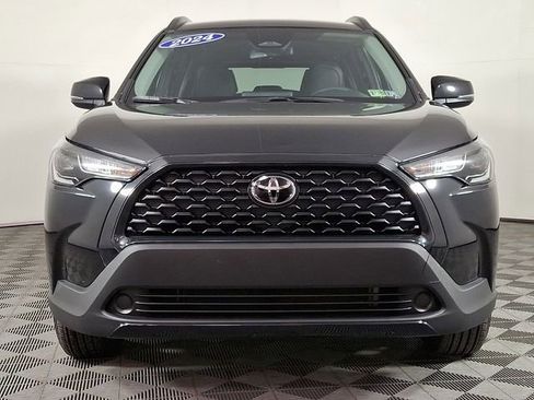 Used 2024 Toyota Corolla Cross LE AWD/4WD image 5