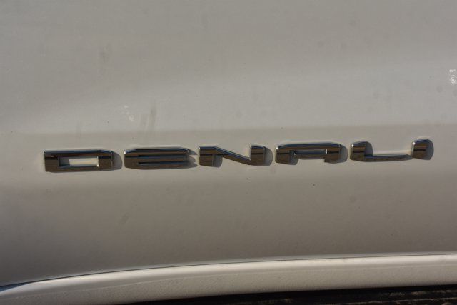 Used 2020 GMC Sierra 1500 Denali w/ Denali Ultimate Package AWD/4WD image 12