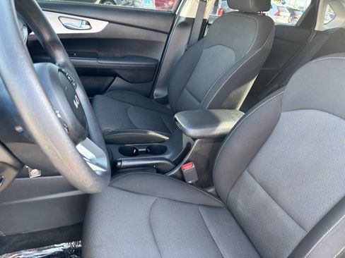 Used 2023 Kia Forte LXS image 22