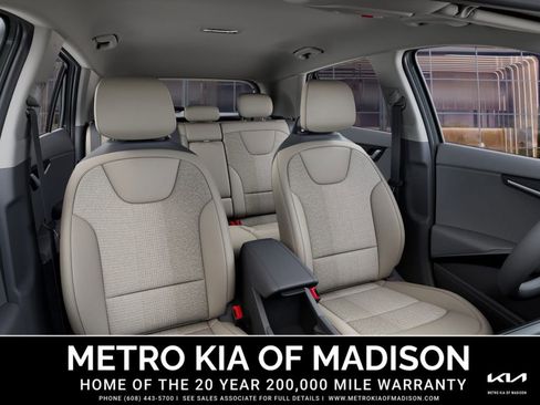 New 2026 Kia Niro EX image 15