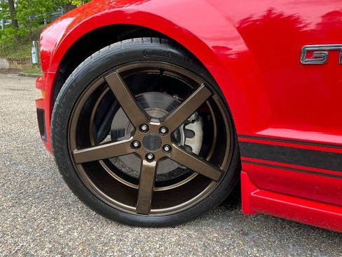 Used 2007 Ford Mustang GT Premium RWD image 42