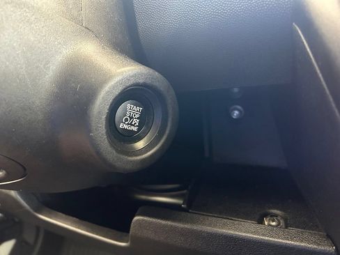 Used 2025 RAM ProMaster 2500 w/ Convenience Group FWD image 42