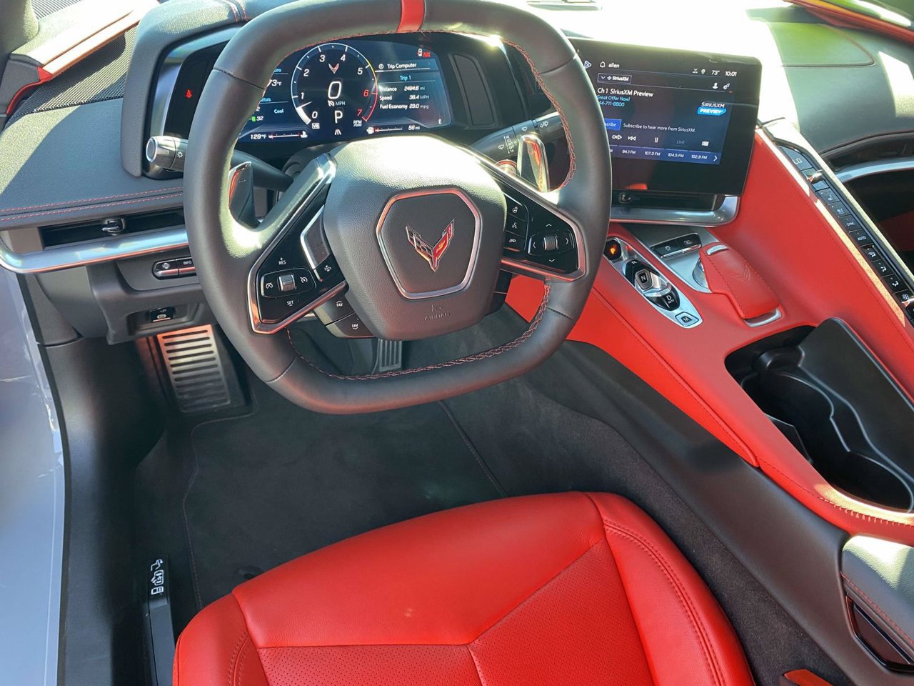 Used 2024 Chevrolet Corvette Stingray Preferred Cpe w/ Z51 Performance Package RWD image 19