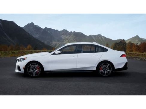 New 2027 BMW 540i xDrive w/ M Sport Package AWD/4WD image 4