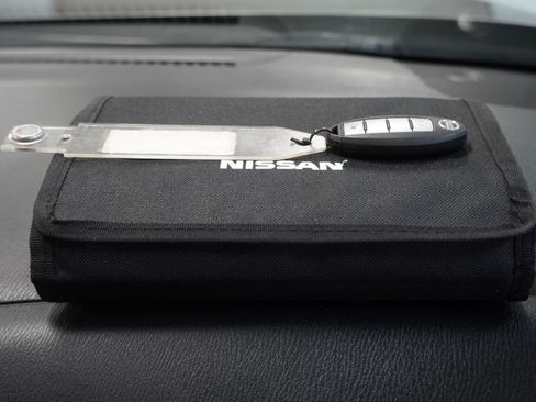 Used 2020 Nissan Pathfinder SV AWD/4WD image 41