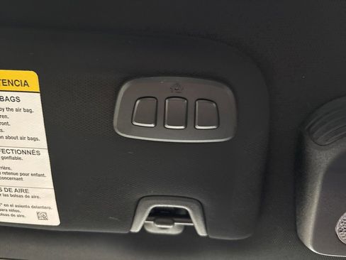 Used 2022 Ford Mustang Shelby GT500 w/ Technology Package image 44