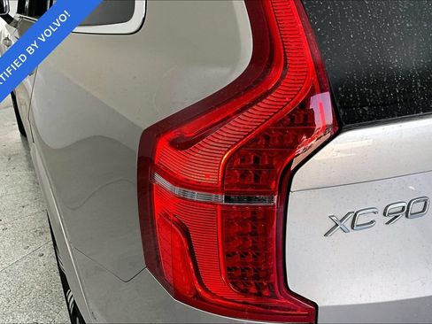 Used 2024 Volvo XC90 B6 Ultimate w/ Protection Package Premier AWD/4WD image 35