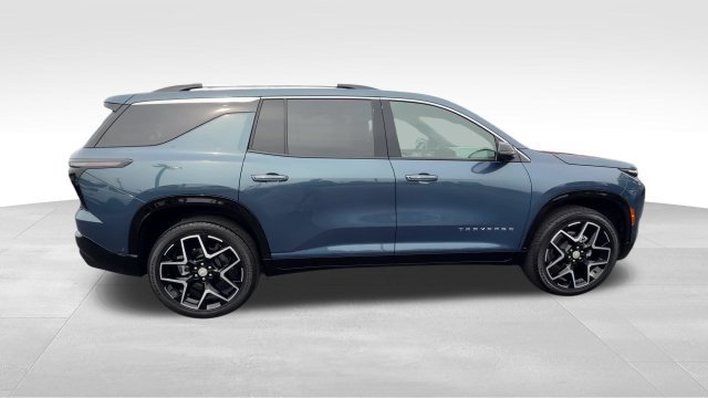 Certified 2026 Chevrolet Traverse High Country w/ LPO, Floor Liner Package AWD/4WD image 8