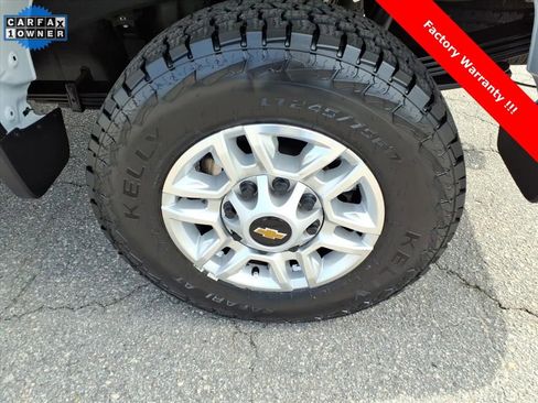 Used 2025 Chevrolet Silverado 2500 LT w/ Convenience Package image 15