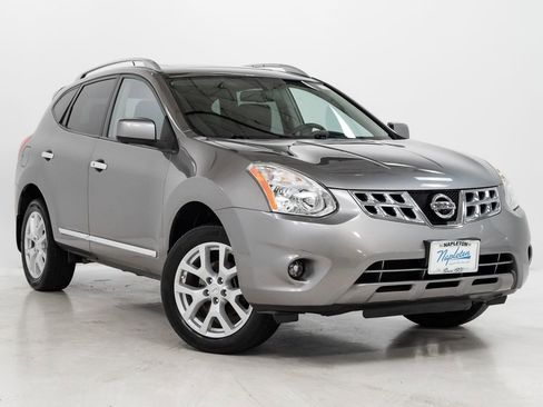 Used 2013 Nissan Rogue SL AWD/4WD image 6