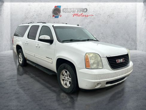 Used 2010 GMC Yukon XL SLE w/ SLE-2 Equipment Package image 8