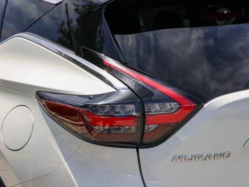Used 2019 Nissan Murano SV w/ Cargo Package FWD image 7