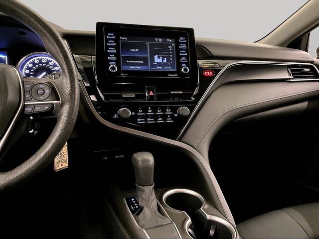 Used 2021 Toyota Camry LE FWD image 6