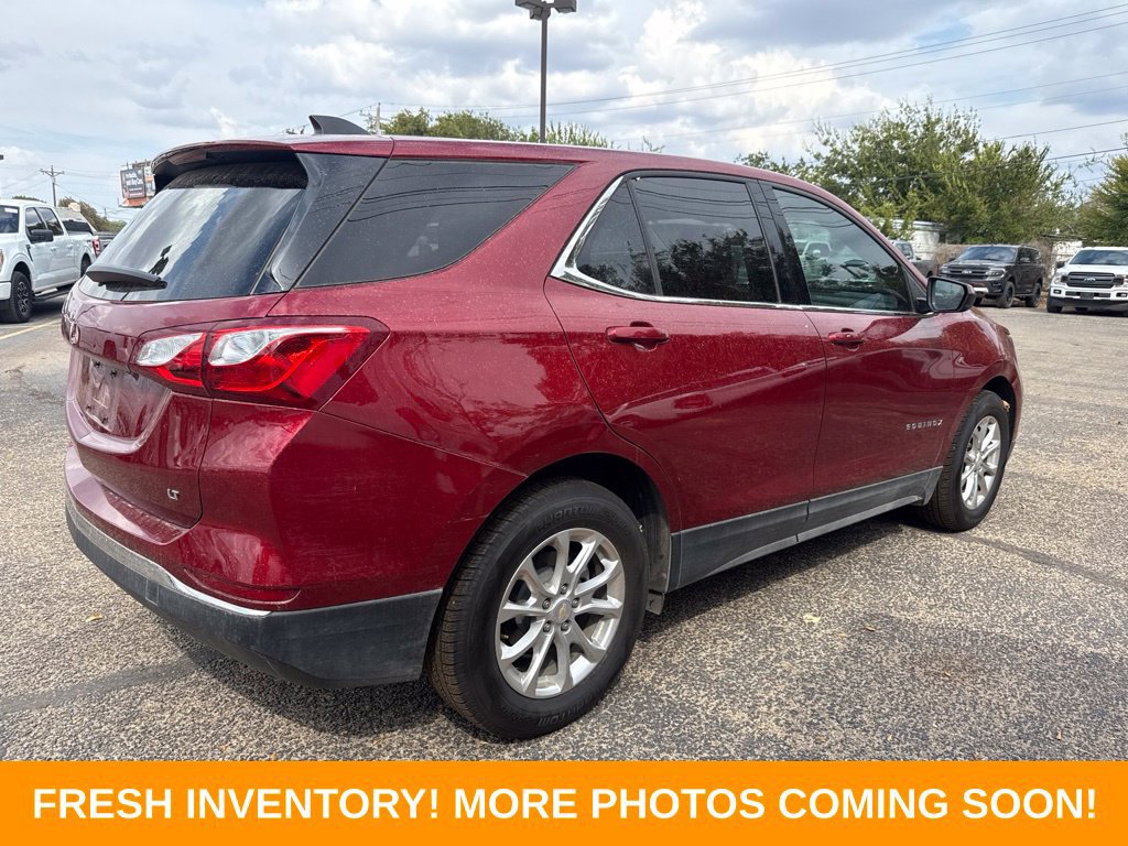 Used 2020 Chevrolet Equinox LT FWD image 2