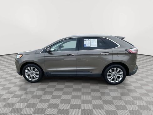 Used 2019 Ford Edge Titanium AWD/4WD image 9