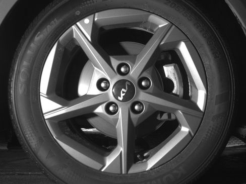 Used 2025 Kia K4 LXS image 13