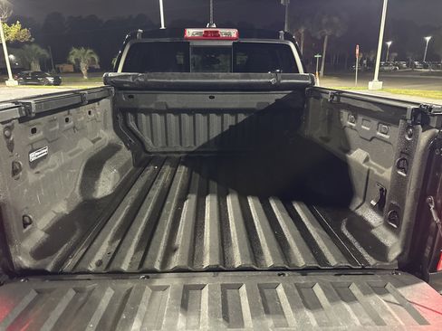 Used 2023 Chevrolet Colorado LT w/ LT Convenience Package III image 30