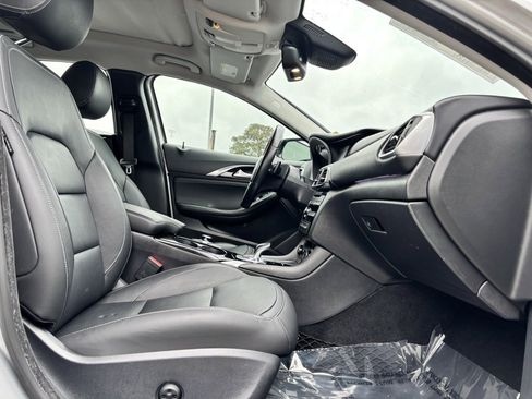 Used 2018 INFINITI QX30 Premium w/ Technology Package image 23