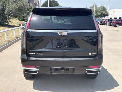 Used 2021 Cadillac Escalade Premium Luxury AWD/4WD image 5
