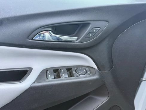 Used 2022 Chevrolet Equinox LT FWD image 21