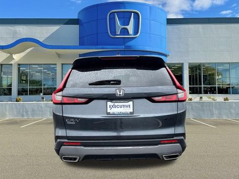 Used 2023 Honda CR-V Sport image 3