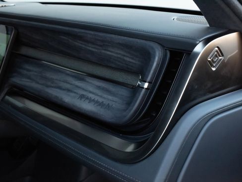 Used 2022 Rivian R1T Launch Edition image 16