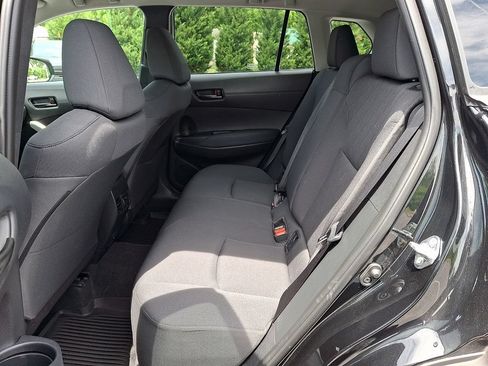 Certified 2023 Toyota Corolla Cross LE AWD/4WD image 9