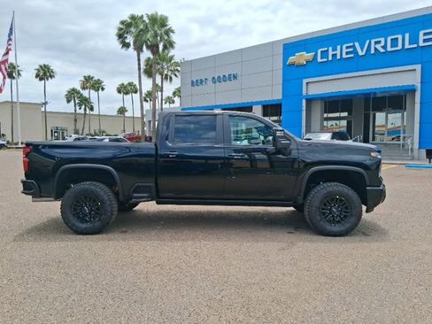 New 2026 Chevrolet Silverado 2500 ZR2 w/ LPO, Dark Essentials Package AWD/4WD image 4