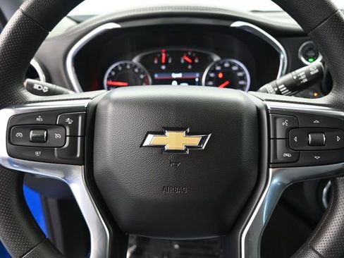 Used 2025 Chevrolet Blazer LT image 30