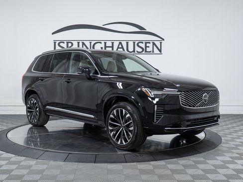 New 2026 Volvo XC90 B6 Ultra w/ Protection Package AWD/4WD image 3