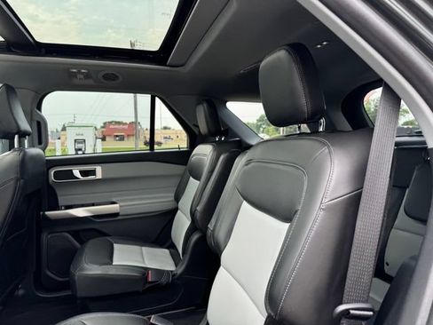 Certified 2023 Ford Explorer XLT w/ Equipment Group 202A AWD/4WD image 11