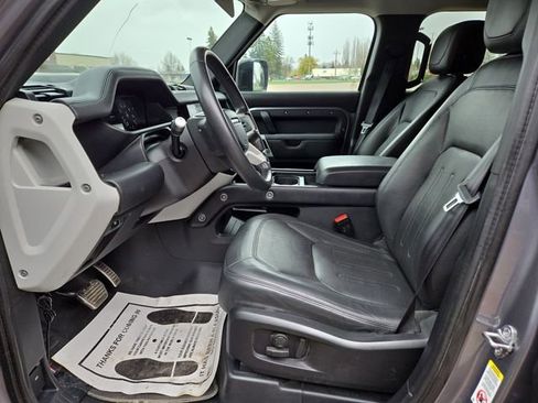 Used 2020 Land Rover Defender 110 HSE image 2