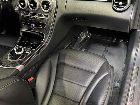 Used 2021 Mercedes-Benz C 300 Sedan image 30