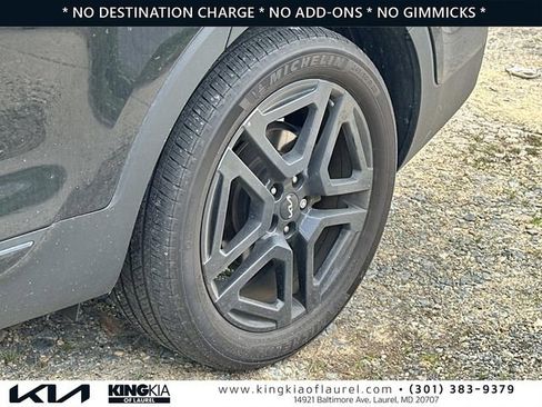Used 2024 Kia Telluride EX X-Line AWD/4WD image 5