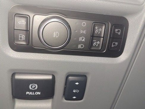 New 2025 Ford F150 Lariat w/ Equipment Group 501A Mid image 15