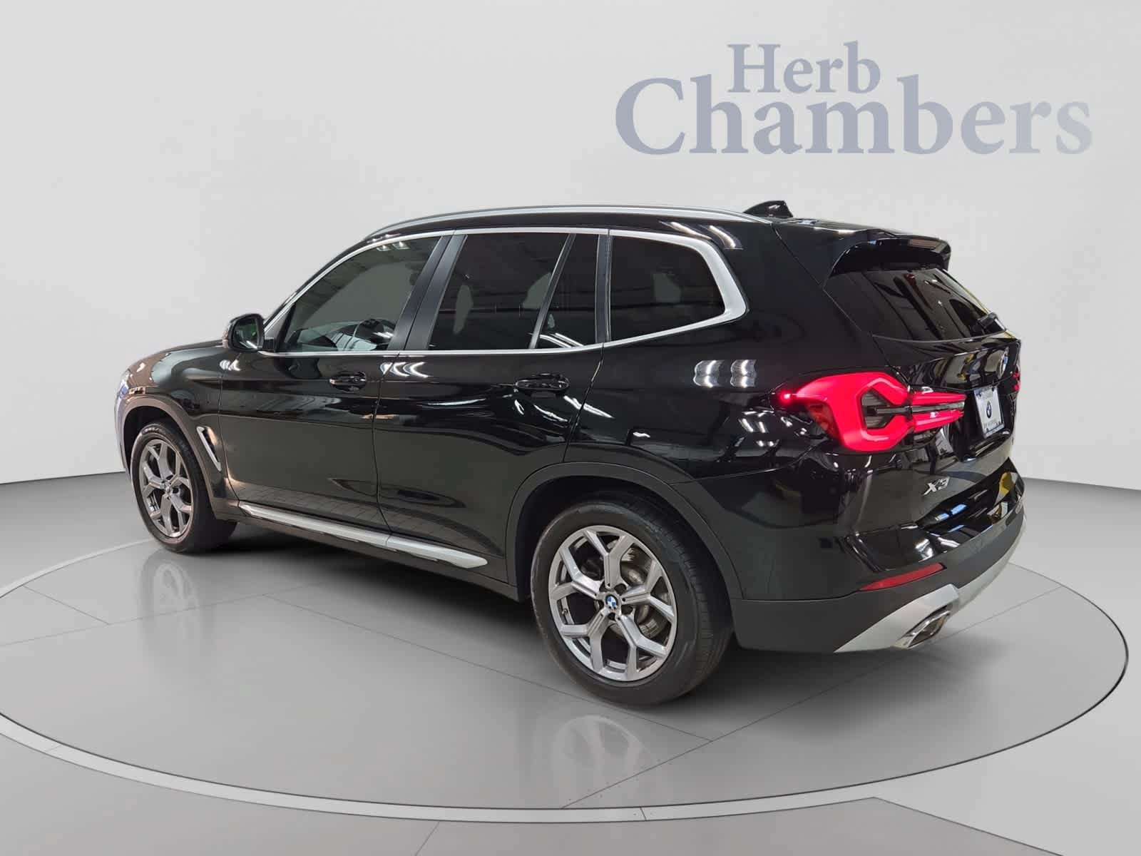 Used 2022 BMW X3 xDrive30i w/ Convenience Package AWD/4WD image 3