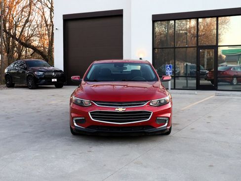 Used 2016 Chevrolet Malibu Hybrid w/ Leather Package image 2