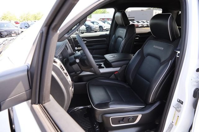 Used 2026 RAM 1500 Laramie AWD/4WD image 8