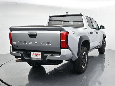 Used 2024 Toyota Tacoma TRD Off-Road AWD/4WD image 6