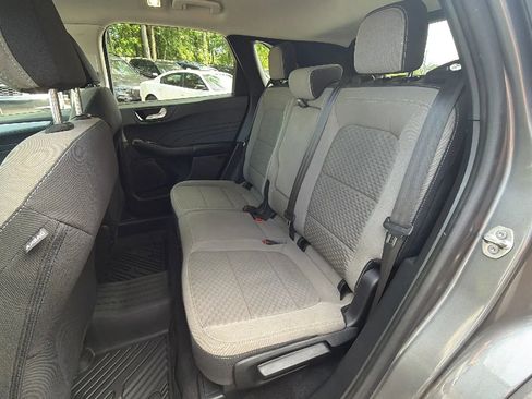 Used 2021 Ford Escape SE w/ SE Sport Appearance Package AWD/4WD image 20