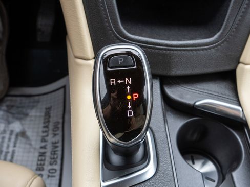 Used 2018 Cadillac XT5 Premium Luxury FWD image 23