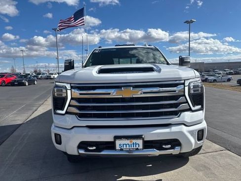 Certified 2024 Chevrolet Silverado 3500 High Country w/ Technology Package image 8