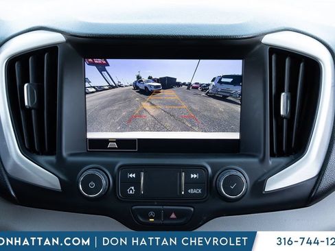 Used 2022 GMC Terrain SLT AWD/4WD image 8
