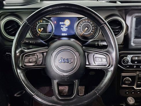 Used 2021 Jeep Gladiator Sport AWD/4WD image 13