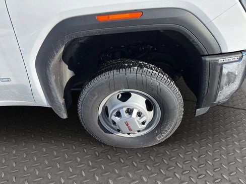New 2025 GMC Sierra 3500 Pro w/ Convenience Package image 22