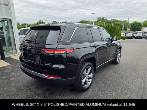 Used 2022 Jeep Grand Cherokee Limited AWD/4WD image 3